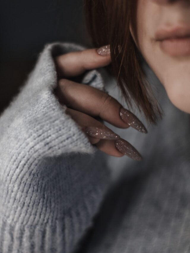 Cozy Cable-Knit Nail Designs Inspired By Winter Sweaters