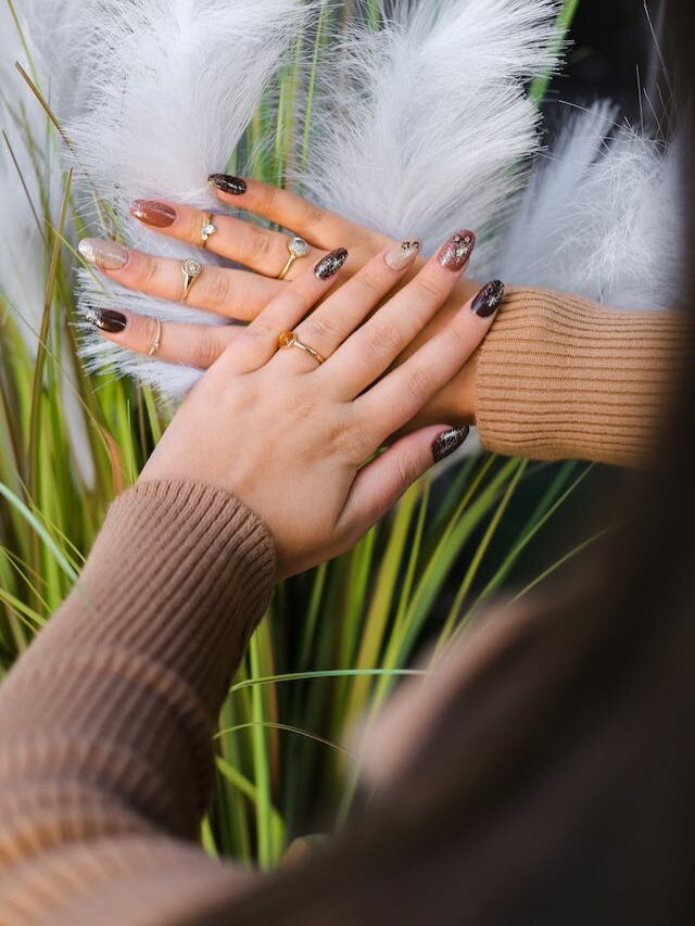 Trending Short Stiletto Nail Designs We Are Obsessed With